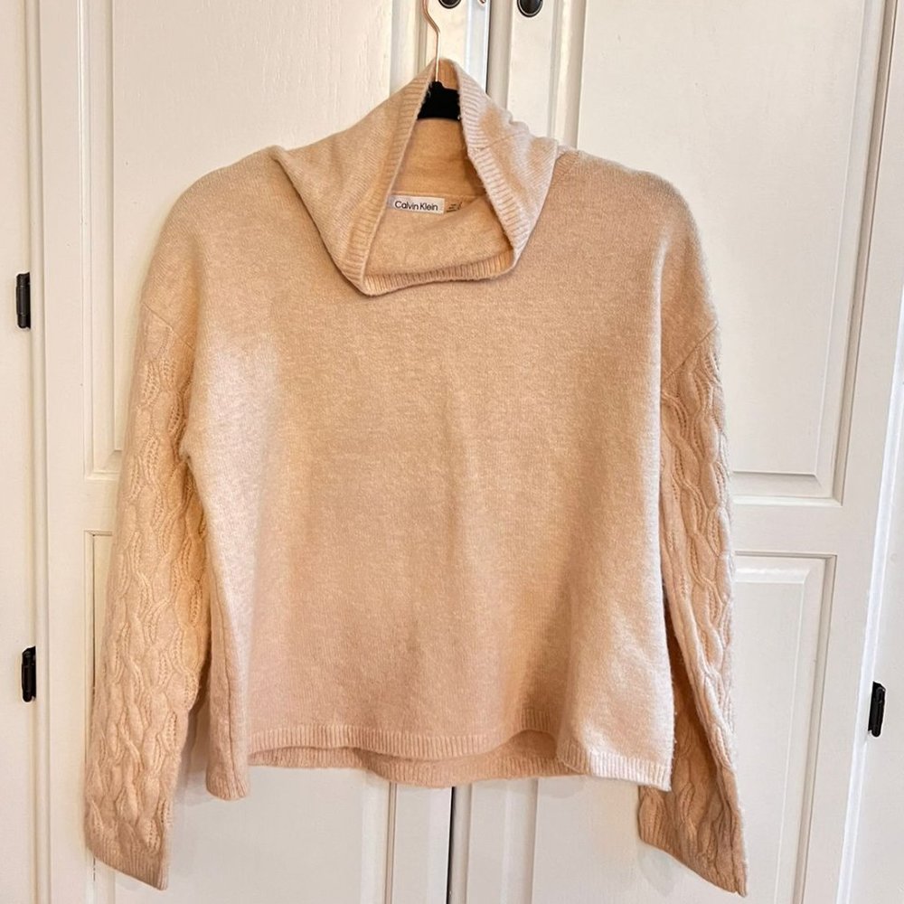 Calvin Klein Sweater
